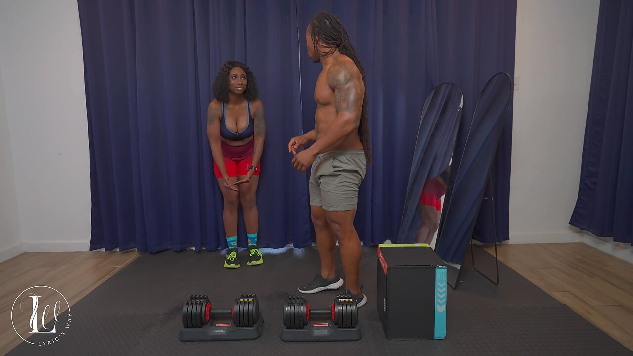 BBC Fitness Trainer Gets Seduced by Horny Ebony Client at Gym