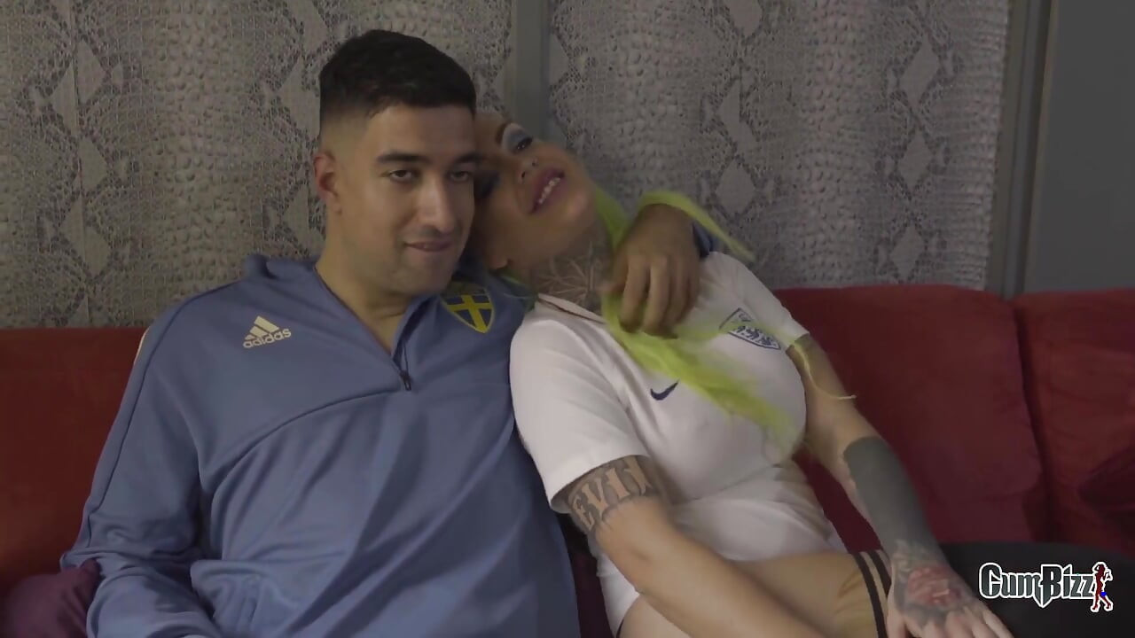 Sag, england herrscht und ich werde dich in meinen arsch ficken lassen