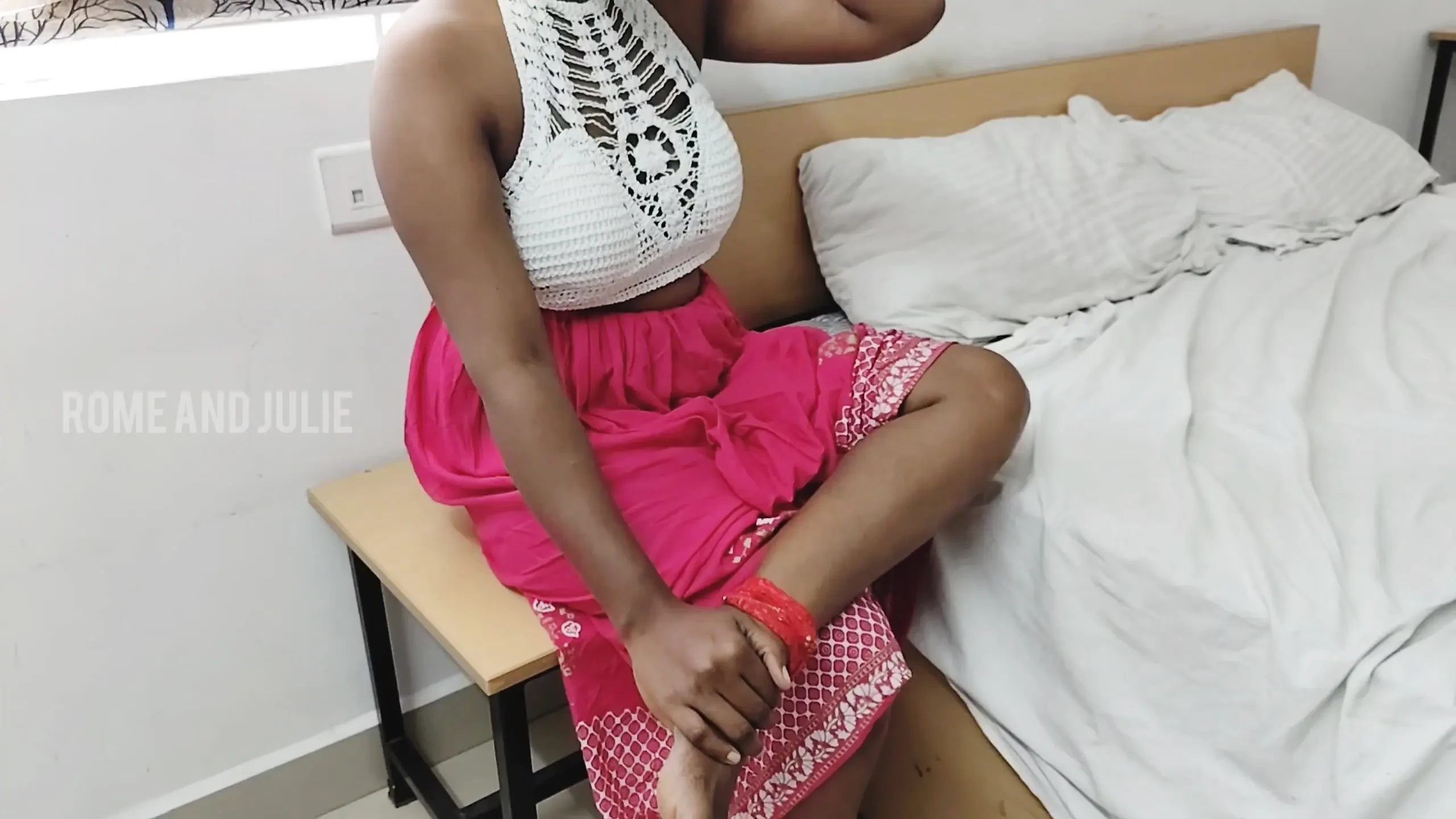 Bestie when her husband not in home full sex Tamil clear audio