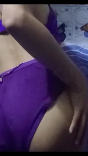 Stunning moment from "Indian girl squirting many times"
