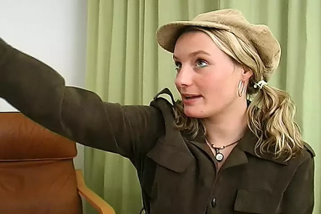 Sexy German beauty adores getting double cumshot