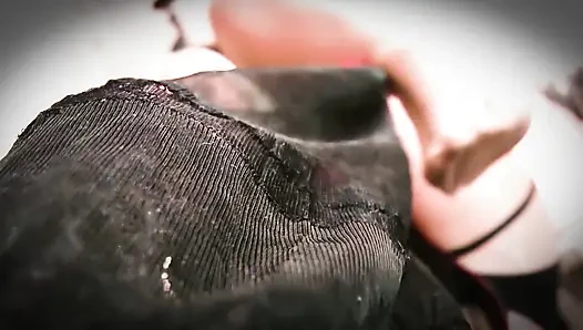 Orgasme nilon terakhir