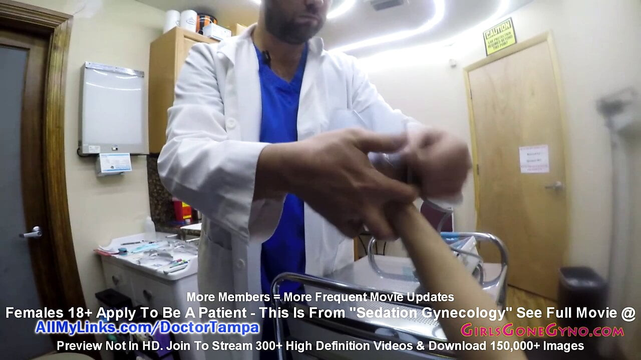 Entre no corpo de latina, consulte o médico Tampa para um novo tipo de exame de ginecologia de relaxamento como no dentista - girlsgonegynocom