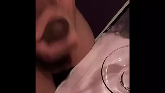 Seksi Taylandlı arı camın içine boşalır.