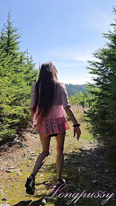 Longpussy. Kom og ta en tur med meg i fjellet for å plukke litt.