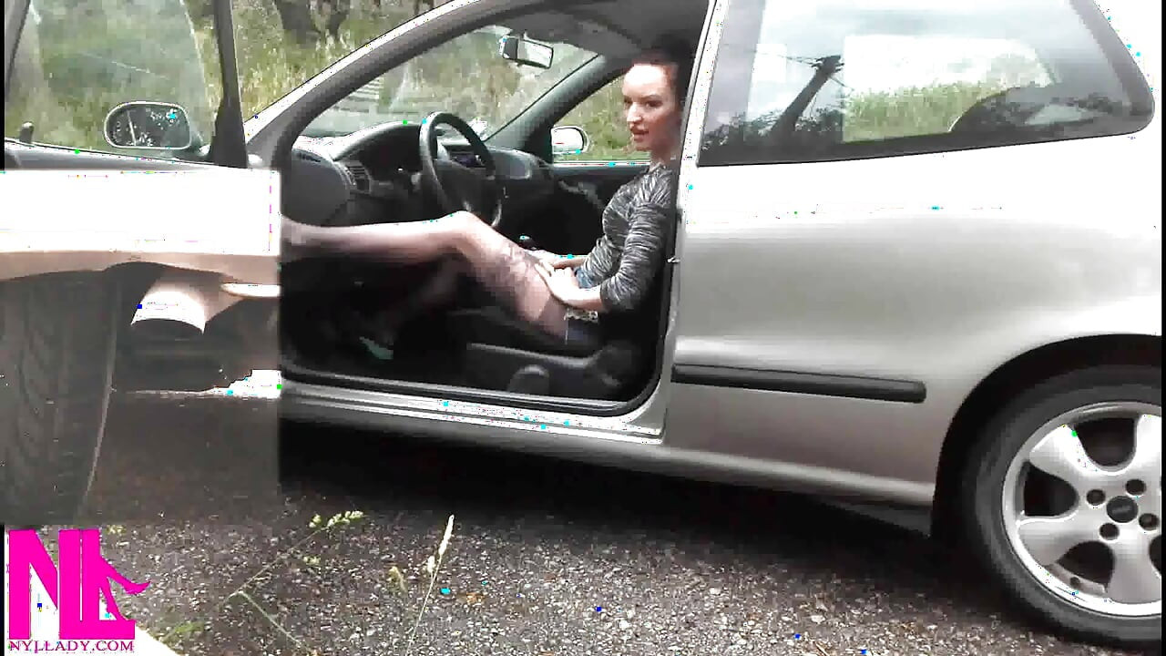 Revving Meu Carro em Sexy Red Ballet Flats