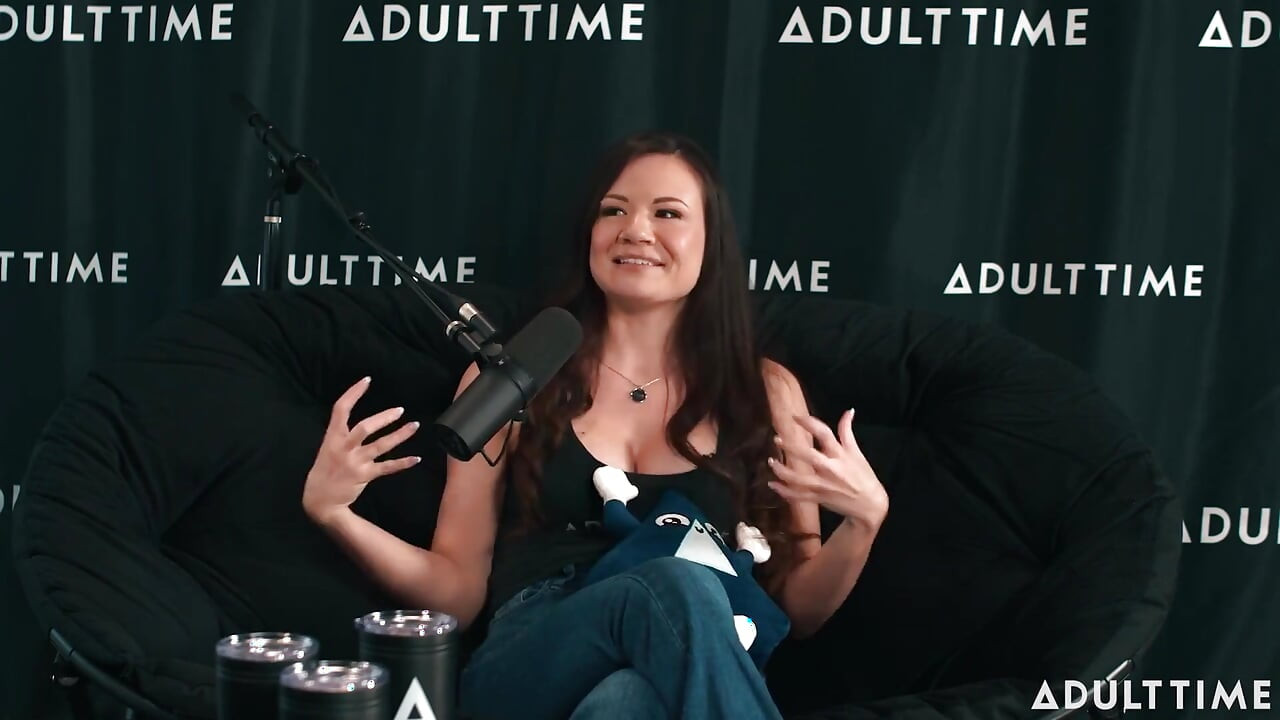 Alison Rey & Casey Calvert Body Counts, Slut Eras, & Taylor Swift το Podcast Adult Time