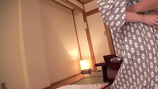 Активный журнал, модель с пышной грудью, сверхсекретная личная запись по стрельбе, секс в гостинице