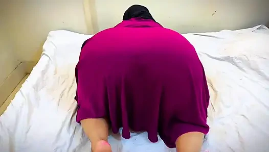 Muslim Moti Gand Vali Ladki Bistar Par chudai apna pati ko friend