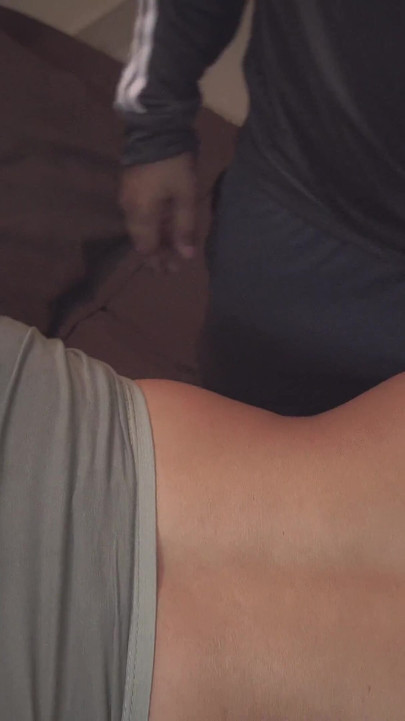 火辣亞洲寶貝擁有豐滿淫蕩的貓咪，想讓我射在裡面