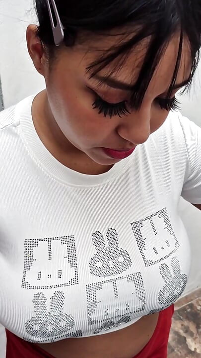 Venezuelan Doesn't Know How to Sweep the Floor so I Make Her Suck Cock and Give It Hard in the Ass