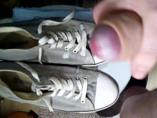 Сперма на обуви моей подруги 24 #