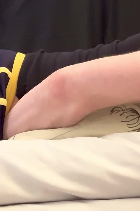 Cspot Gets Horny and Has a Loud Orgasm Watching Porn on Earbuds