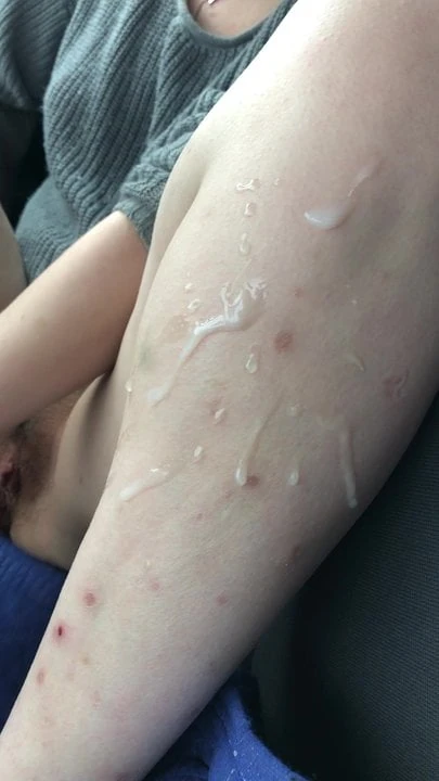 Z cumshot legs