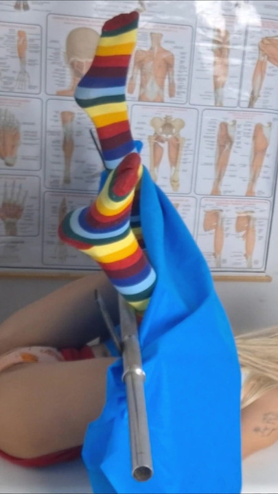 Sự căng thẳng giữa bác sĩ và bệnh nhân kết thúc bằng bắn tinh! | Clip 1