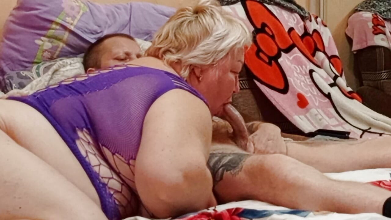 Sugând pula cumnatului ei, episodul 3