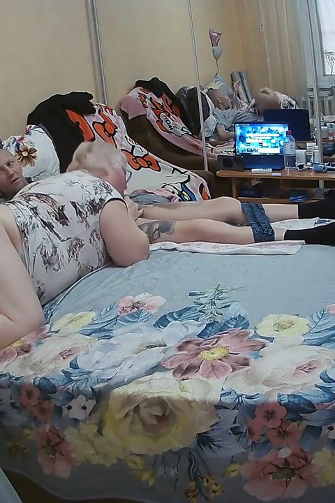 Stepmom with Glasses Sucks My Dick to Cum