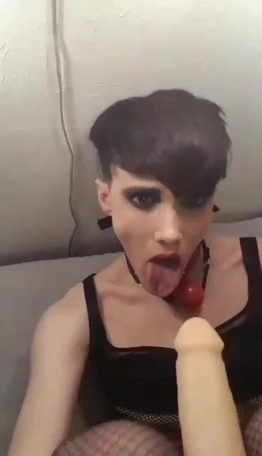 1. Sissy Mika J from Sweden, Kik: lamm89
