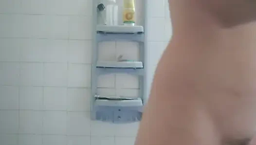 Vagina terbuka berbulu