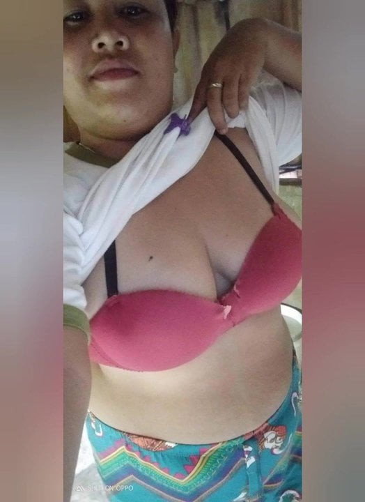 Philippines chubby beauty