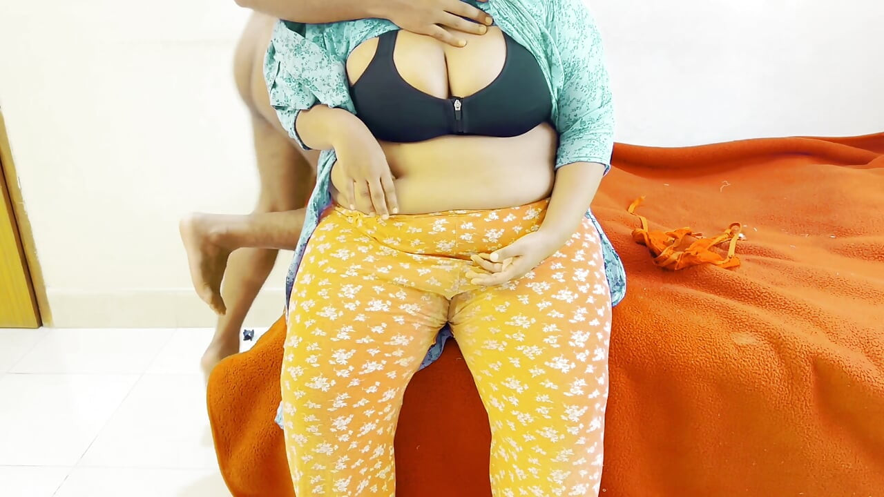 Desi Tamil Stepaunty Fucks From Stranger