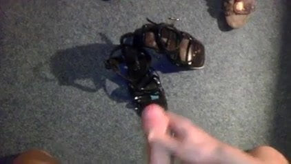 cum on heels