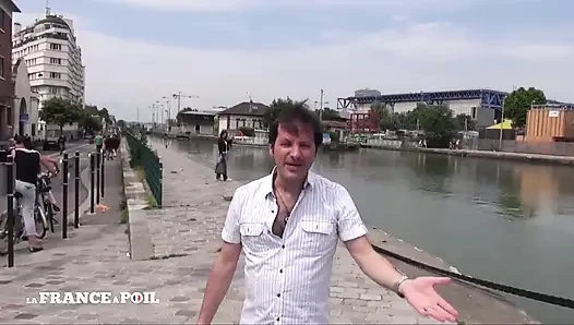 25 лет и трахнули в анал на ее первом порно кастинге