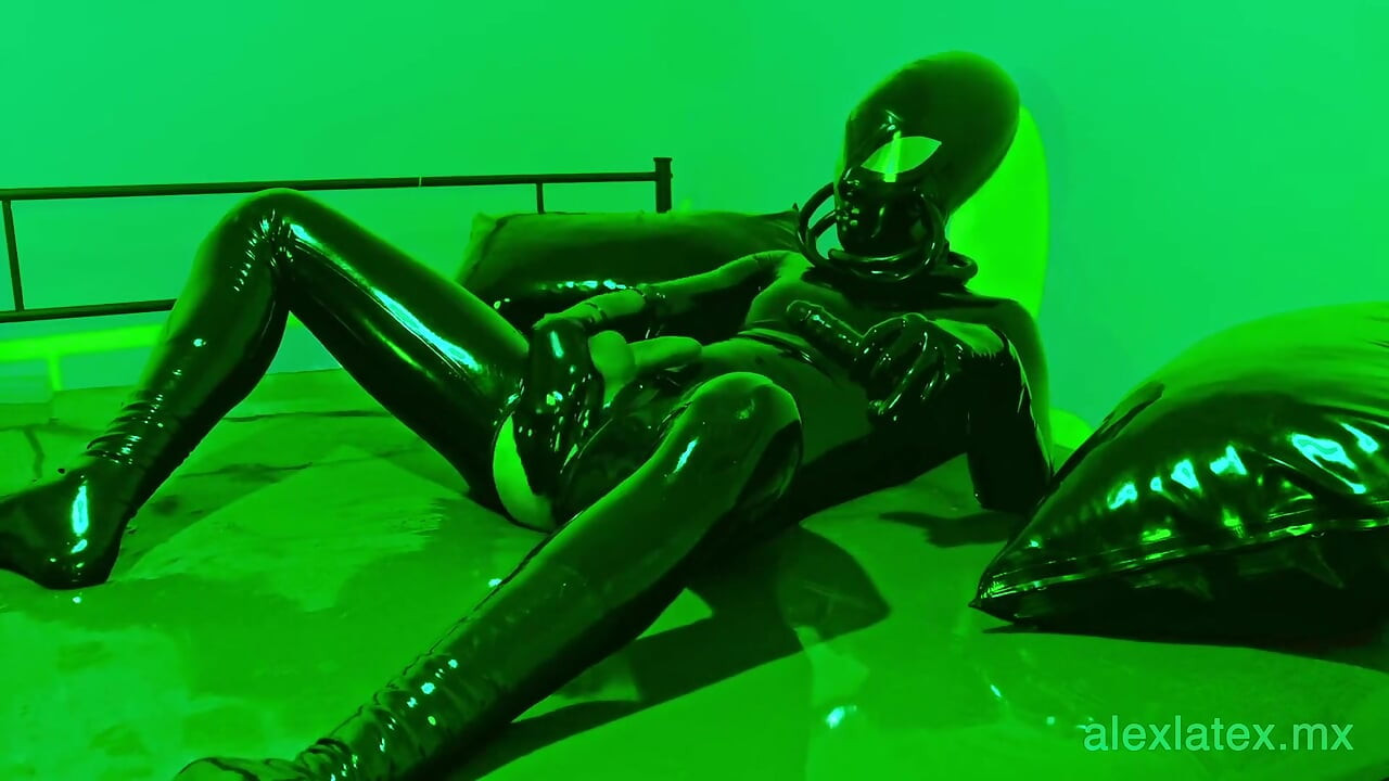 Alien’s Sticky Anal Pleasure - Alex Latex