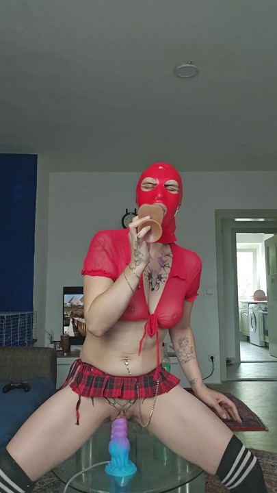 hooker on the table | Clip 1
