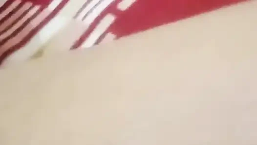 Tombul evli kadın parmaklıyor