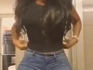 Black Girl HourglASS figure in jeans