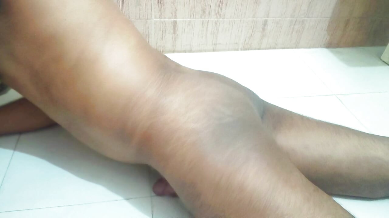 Desi indian hot gay boy enjoy mastrubation