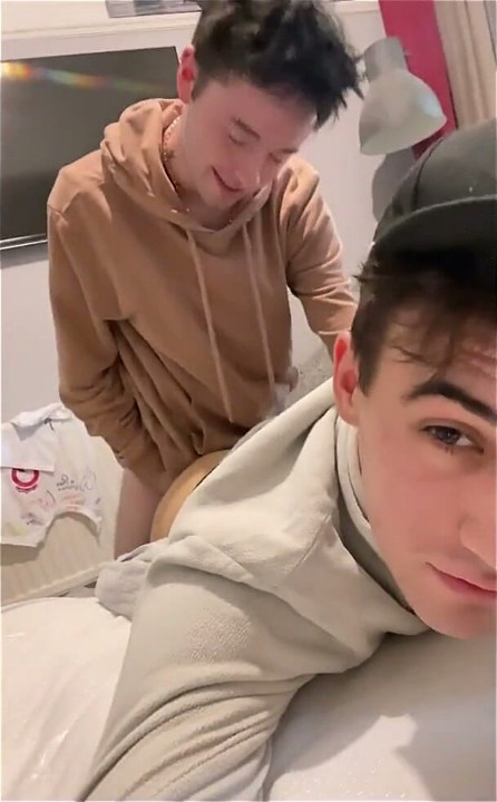 Kyle Bottoms for His First Time