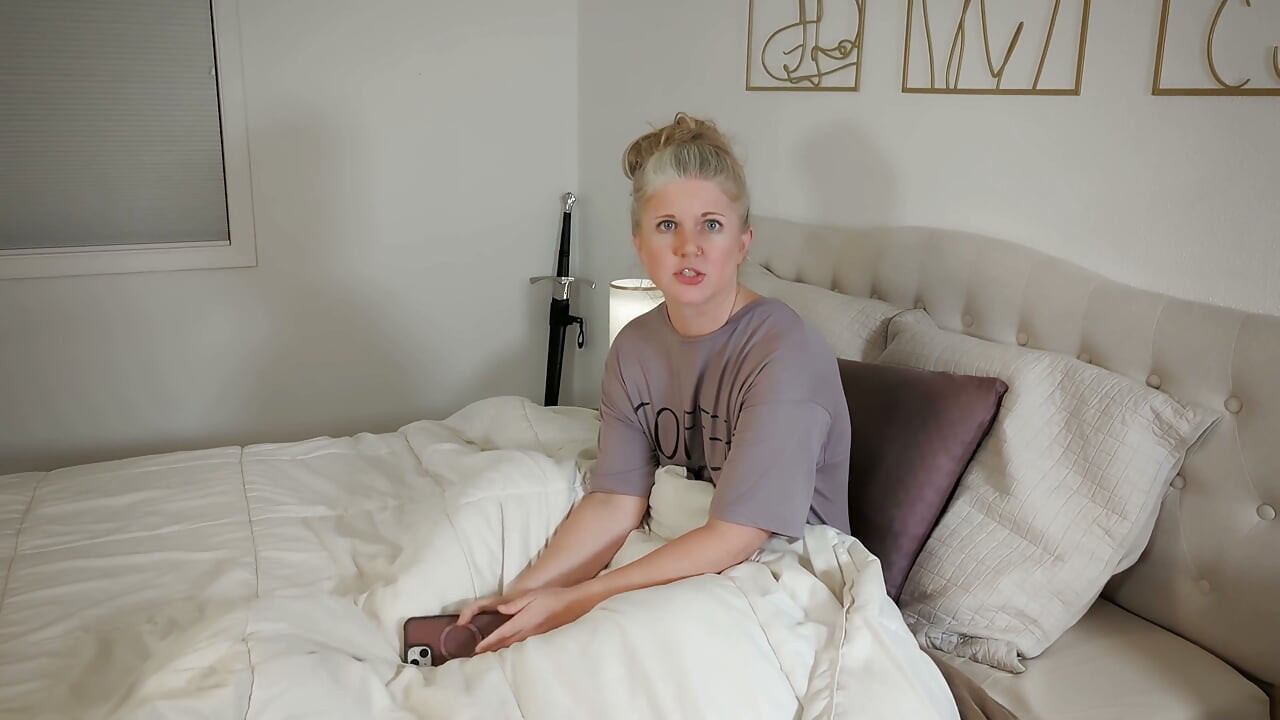 You Can Rub Your Cock on Your Stepmom's Pussy but No Fucking