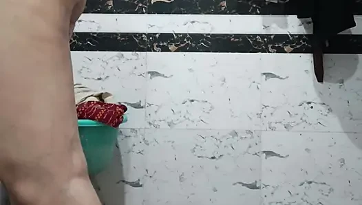 Priya bhabi große muschi-show