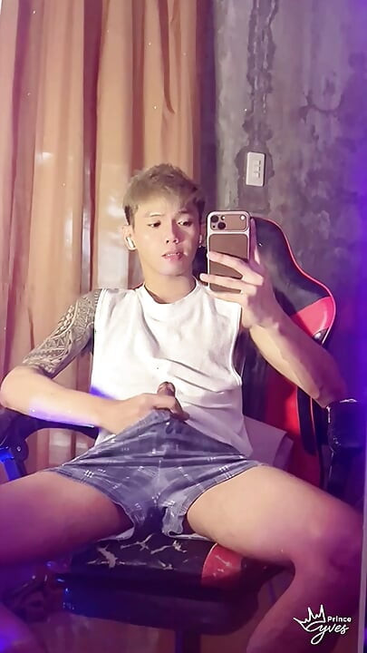 Asian Inked Boy Filming Himself as He Jerks Off