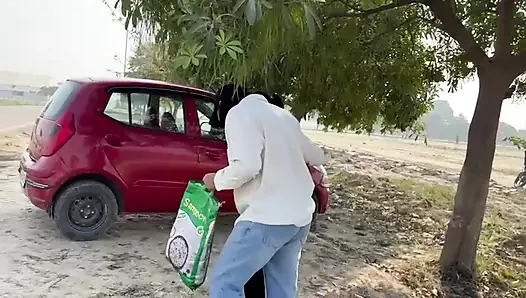 Perbaikan mobil ke badle ladke ne ladki se paise nhi liye blki use choda