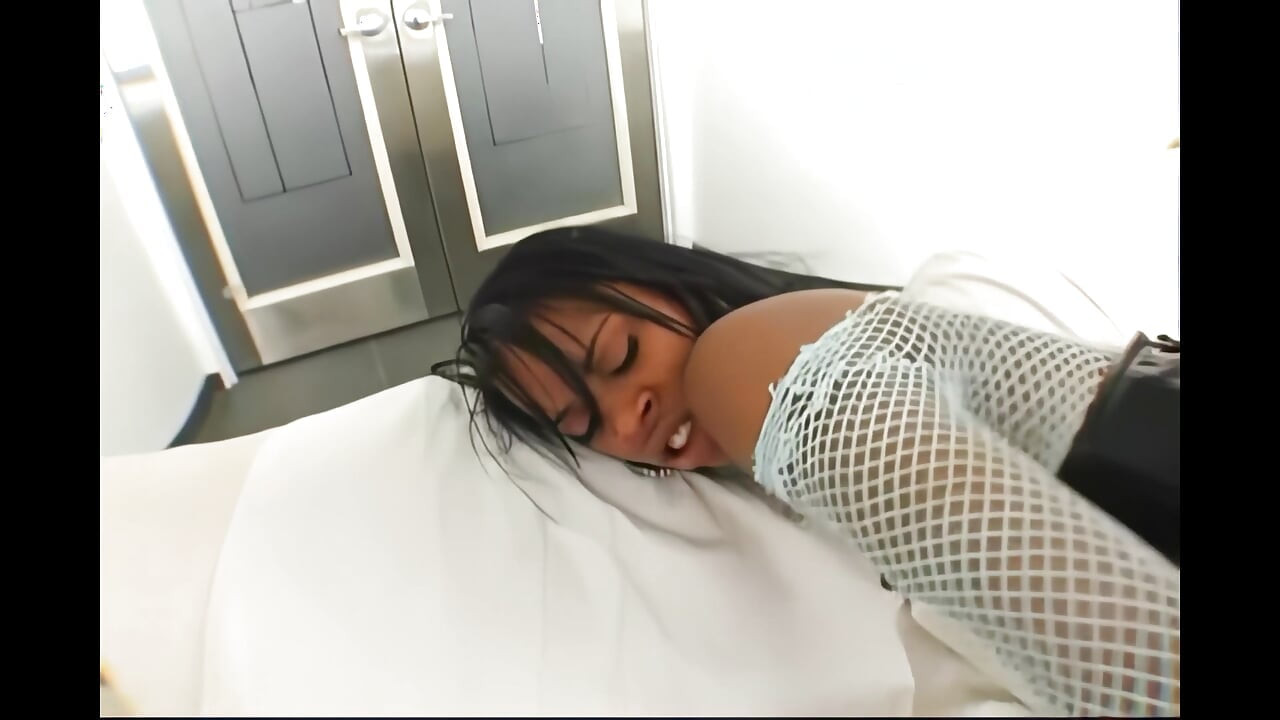 كس مبلل للأفارقة الجزء 3