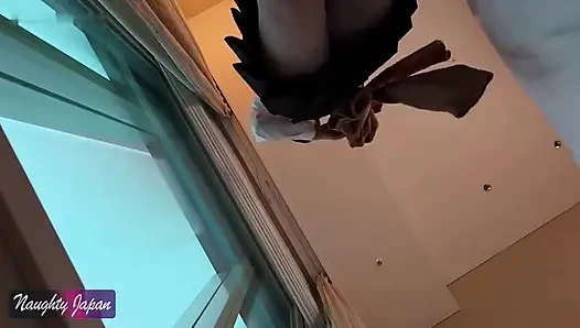 Fresh Pink Reveal. Samimi aralıkta geniş açık yakın çekim gözlemi