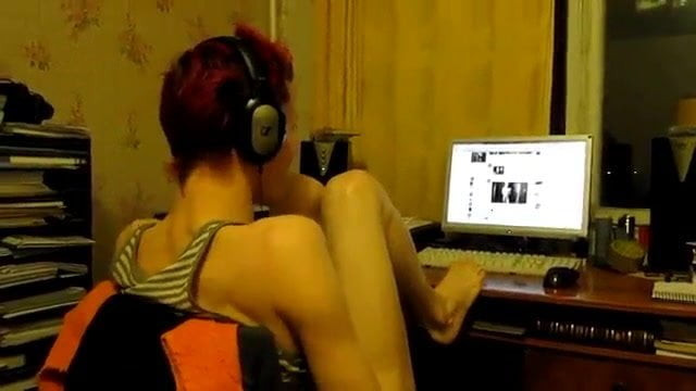 TWINK IS ALWAYS HUNGRY FOR RAW COCK