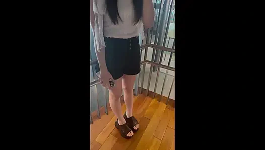 Part 1 "Anything if my husband suffers" Miki (26) who wants to get alimony. A new mom confirmed on a sale-shaved wife with a beautiful butt!