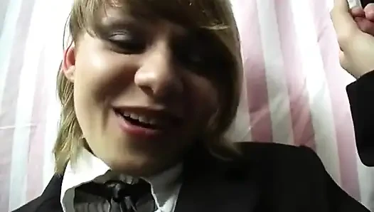 Knallgeile Nymphe Lutscht Durchs Glory Hole Und Will Dann Gruppensex
