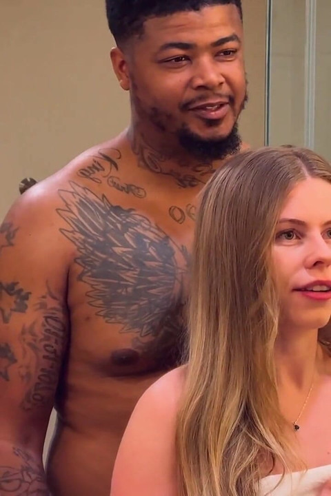 Cheating Boyfriend Fuck Upset Young Wife in the Bathroom
