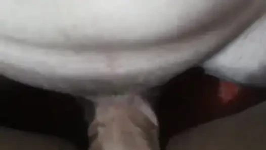 Onu prezervatifle sikecektim ama o kadar azgındı ki takmayı unuttum. Sana mı oldu? Bu olay