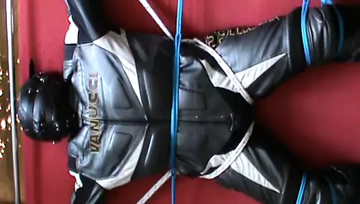 Embed Frame porn video – Crucified to the Frame