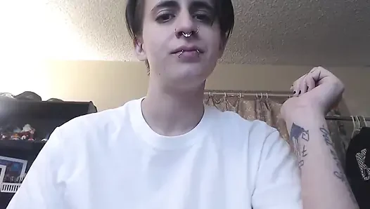 Унижение, чихаю в твое лицо, раб в видео от первого лица