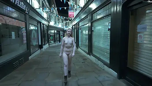 Public Places Nude: Ipswich Town Centre, England