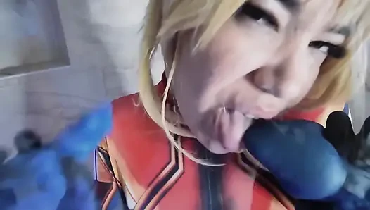 Kapitän marvel, alien-gangbang