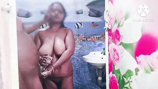 Mein schwager fickt mich, während er das bad nimmt - tamilischer dirtytalk mit lautem stöhnen