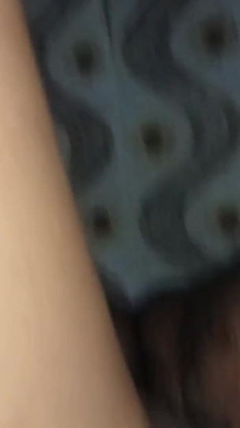 Detik ikonik dari "Pertunjukan mandi isteri saya Saranya"